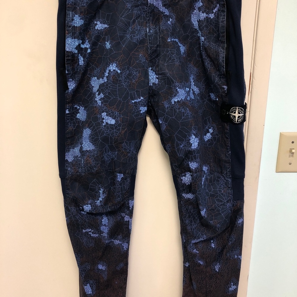 Stone island color changing pants